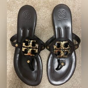 “SOLD” Tory Burch Miller in brown with metal logo